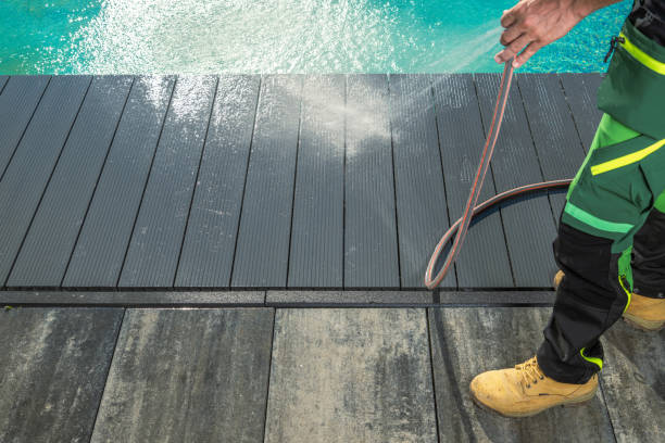 Best Deck Cleaning Services  in Waconia, MN